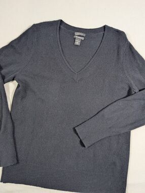 Halogen Cashmere V Neck Sweater Pullover Lightweight Soft Gray Women’s Size M